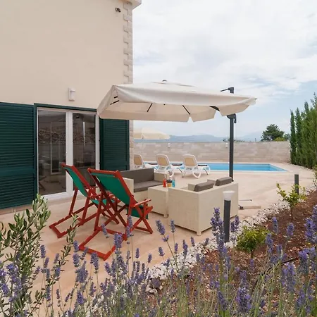 Dino Luxury On Brac, Private Pool