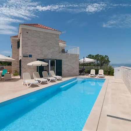 Dino Luxury On Brac, Private Pool Villa